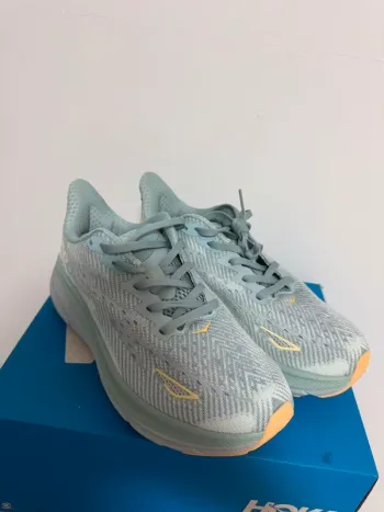 Używany Hoka running shoes size 38 Running Shoes