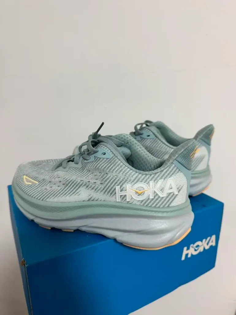 Gebrauchtes Hoka running shoes size 38 bike — Bild 4 von 5