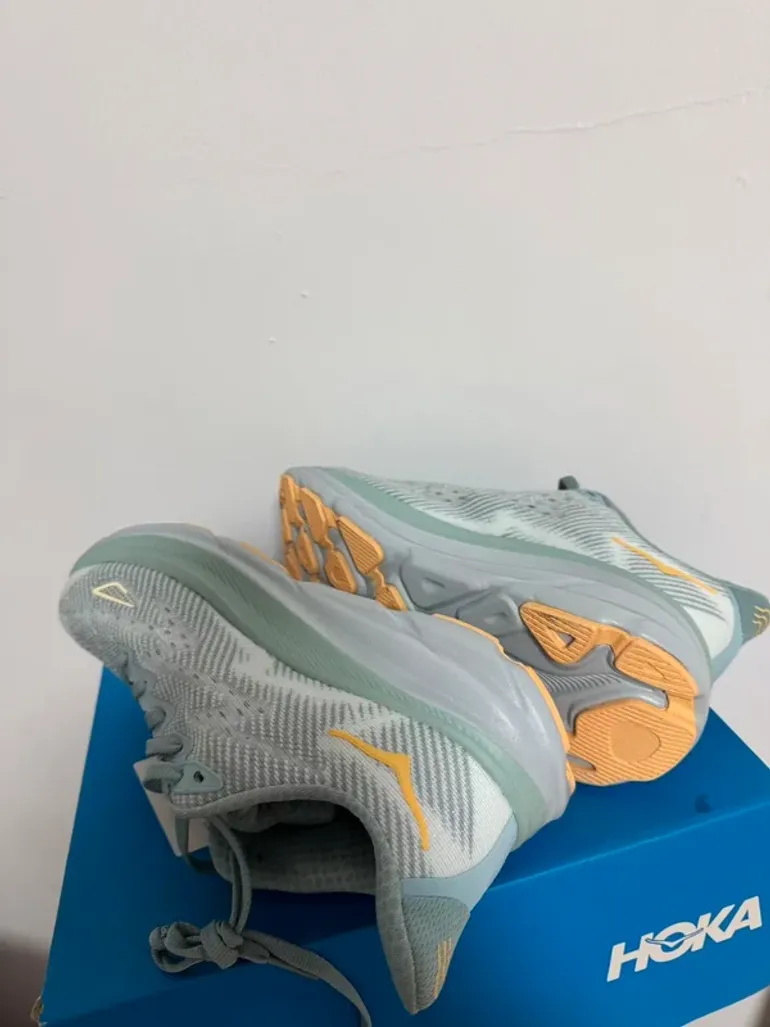 Gebrauchtes Hoka running shoes size 38 bike — Bild 2 von 5