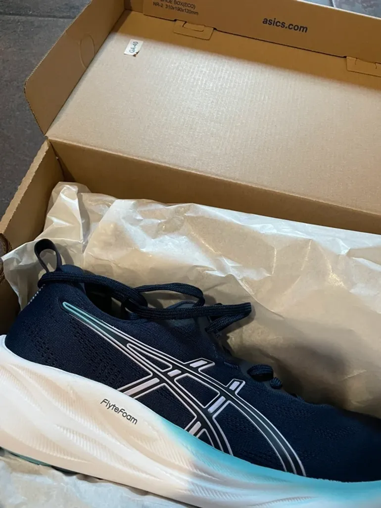 Gebrauchtes Asics Running Shoes bike — Bild 5 von 8