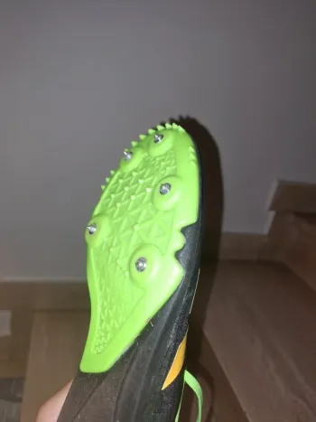 Used Adidas Running Shoes bike — image 3 of 4
