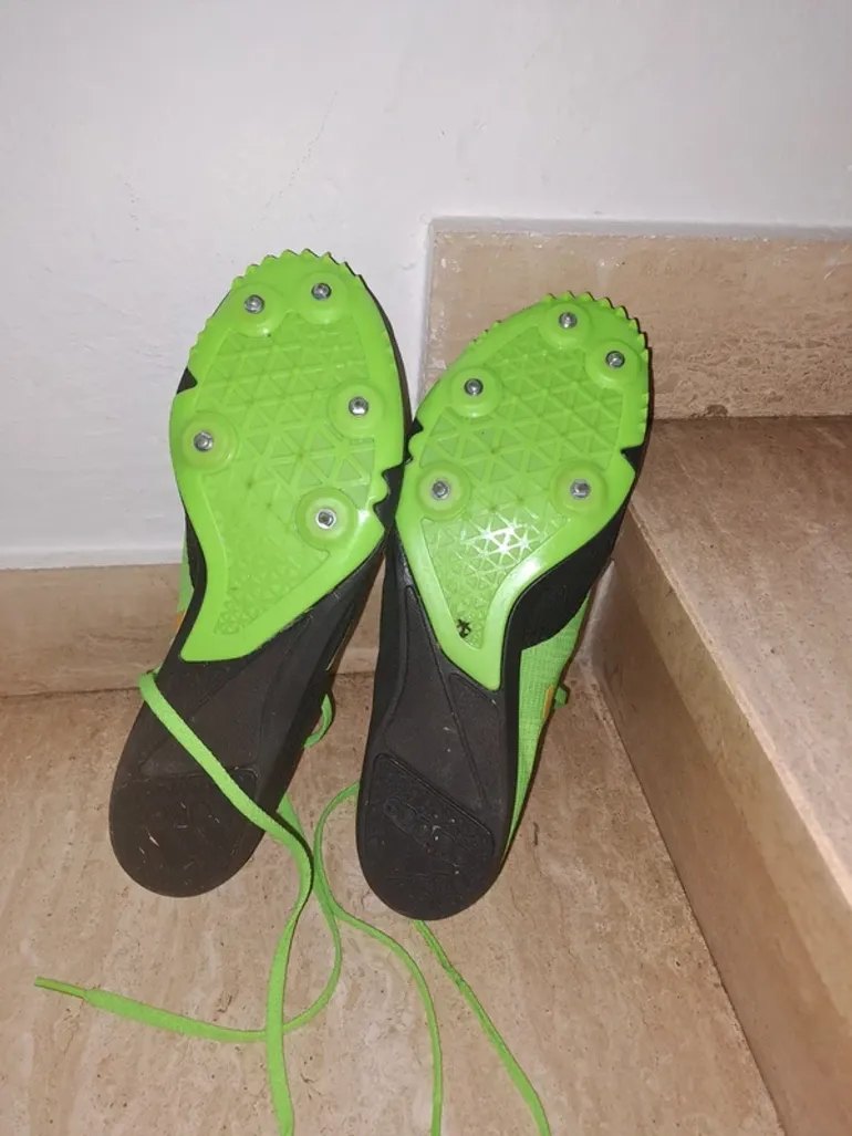 Used Adidas Running Shoes bike — image 2 of 4