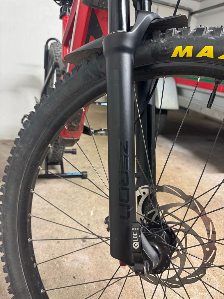 Brugt Sr Suntour Zeron 35 2025 bike — billede 6 af 6