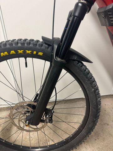 Sr Suntour Zeron 35 2025 bike usato — immagine 3 di 6
