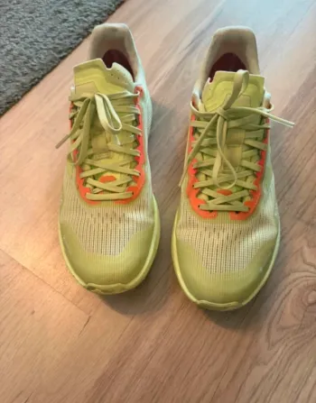 Used Adidas Terrex 300 Running Shoes