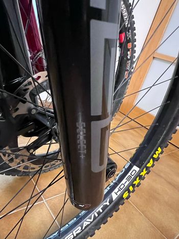 Brugt RockShox ZEB Select+ Fork 2025 bike — billede 5 af 10