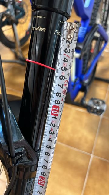 Käytetty RockShox ZEB Select+ Fork 2025 bike — kuva 10 / 10