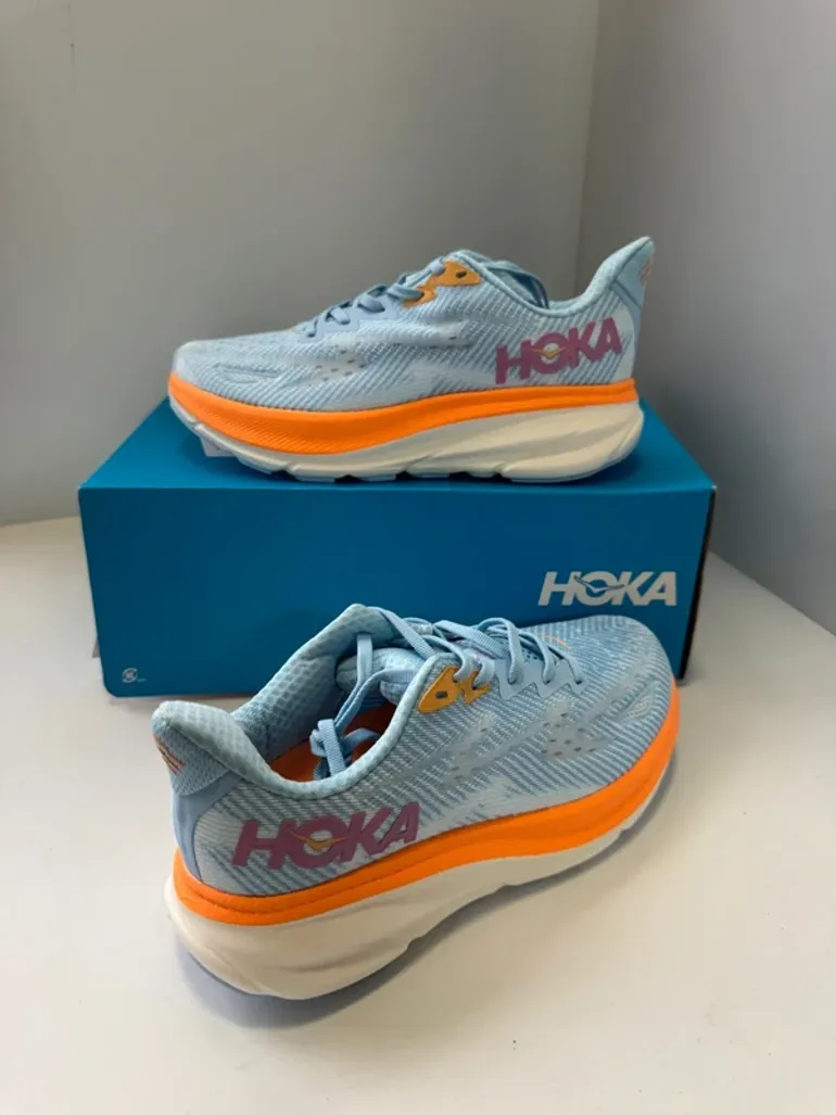 Used Hoka Shoes Size 40 bike — image 5 of 5