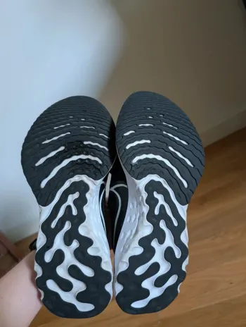 Brugt Nike React Infinity Run Flyknit 3 bike — billede 4 af 10