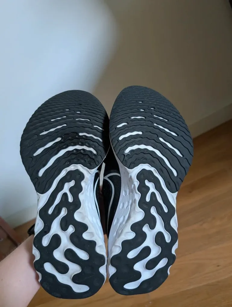 Brugt Nike React Infinity Run Flyknit 3 bike — billede 4 af 10