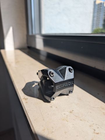 Used Sixpack Racing Kamikaze Stem Cockpit