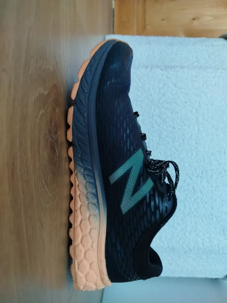 Käytetty New Balance Fresh Foam Hierro V2 bike — kuva 8 / 12