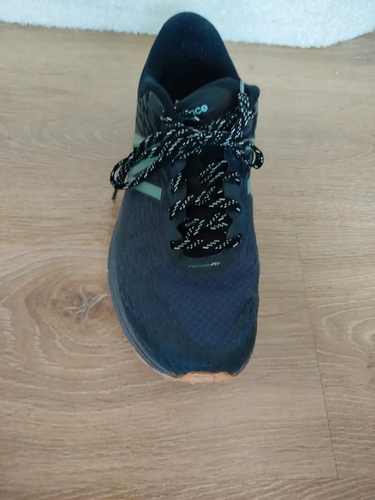 Käytetty New Balance Fresh Foam Hierro V2 bike — kuva 9 / 12