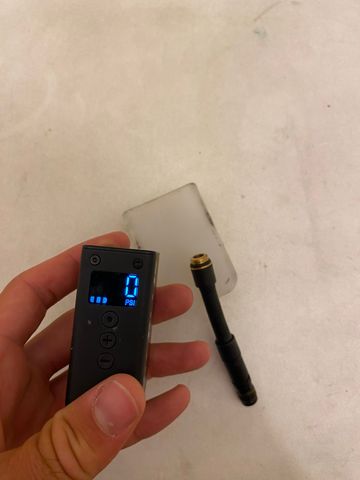Used Cyplus Cycplus AS2 Tire Pump bike — image 3 of 4
