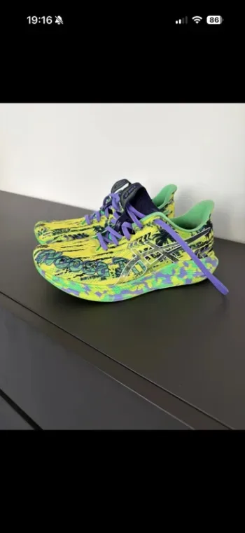 Używany Asics Noosa Tri Running Shoes