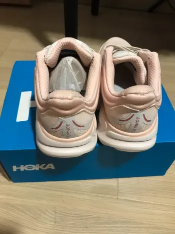 Hoka Bondi 9 bike d'occasion — image 8 sur 10