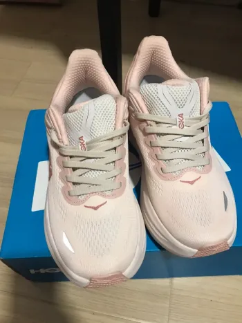 Hoka Bondi 9 bike d'occasion — image 4 sur 10
