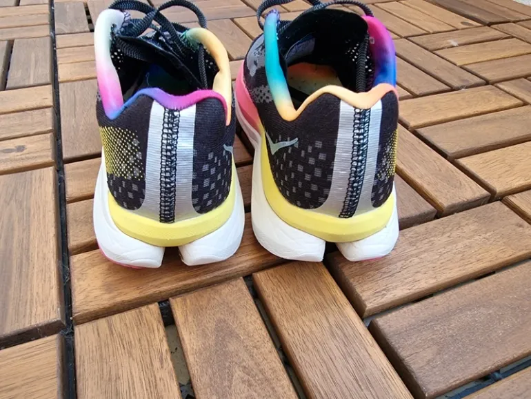 Używany Hoka Mach X bike — zdjęcie 4 z 8