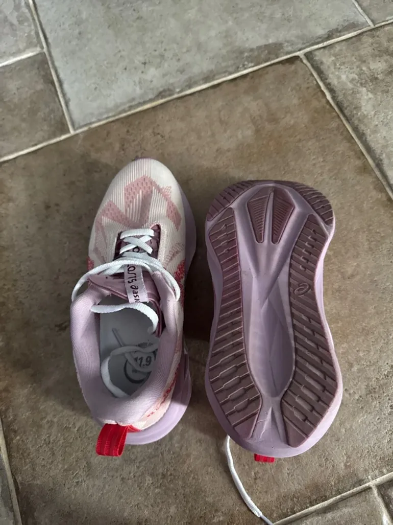 Asics Novablast 5 bike de segunda mano — imagen 2 de 6