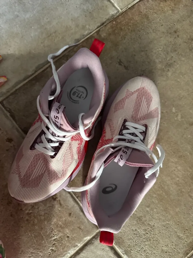 Asics Novablast 5 bike de segunda mano — imagen 5 de 6