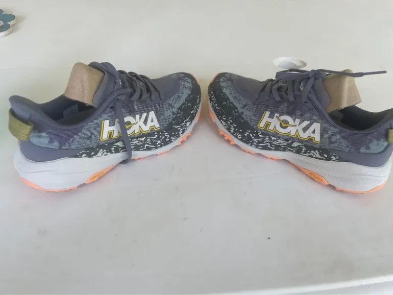 Hoka Speedgoat 6 bike d'occasion — image 3 sur 4
