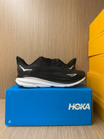 Używany Hoka Shoes Size 37 bike — zdjęcie 5 z 5