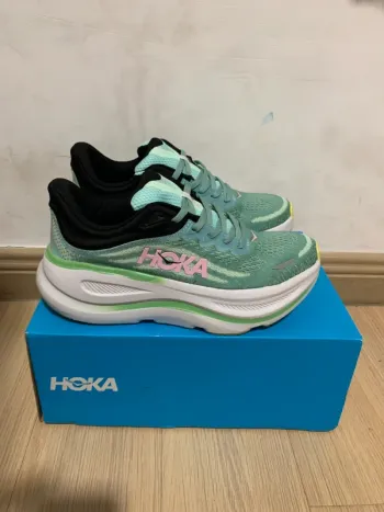 Hoka Shoes Running Shoes usato