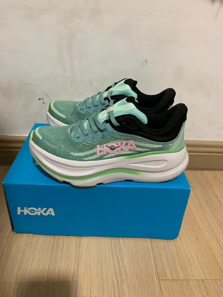 Używany Hoka Shoes bike — zdjęcie 2 z 6