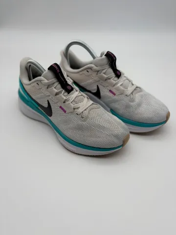 Used Nike Air Zoom Structure 25 Running Shoes