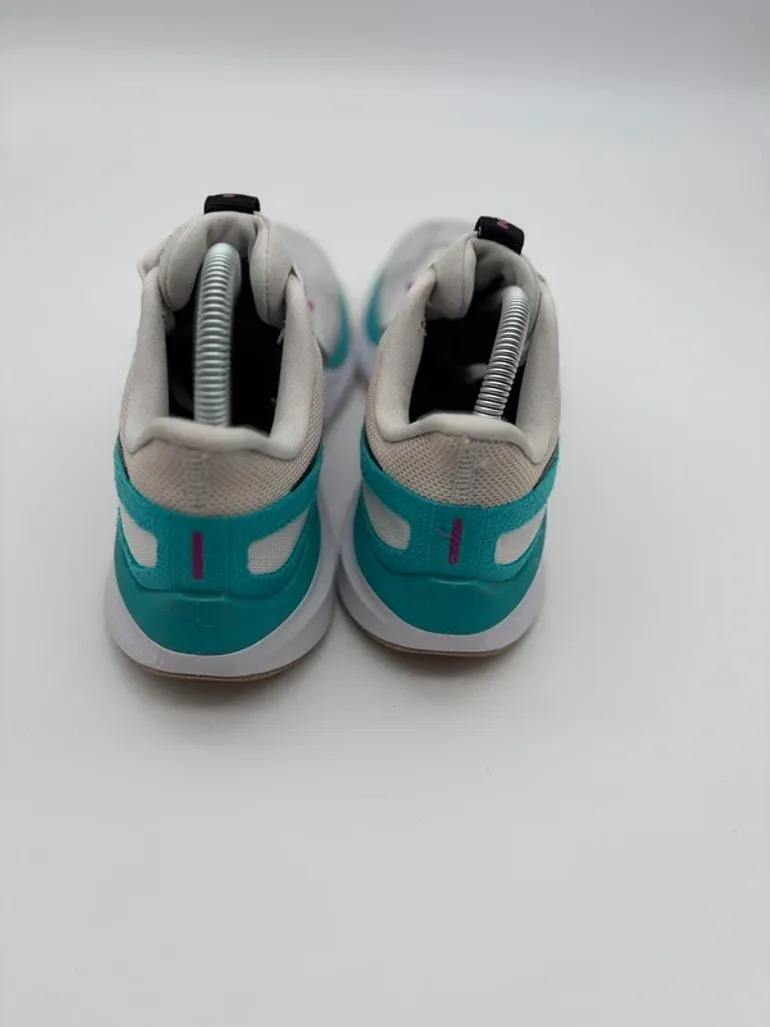 Used Nike Air Zoom Structure 25 bike — image 3 of 5