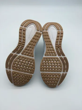 Used Nike Air Zoom Structure 25 bike — image 4 of 5