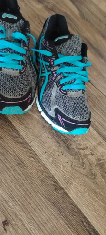 Asics Running Shoes bike d'occasion — image 4 sur 5