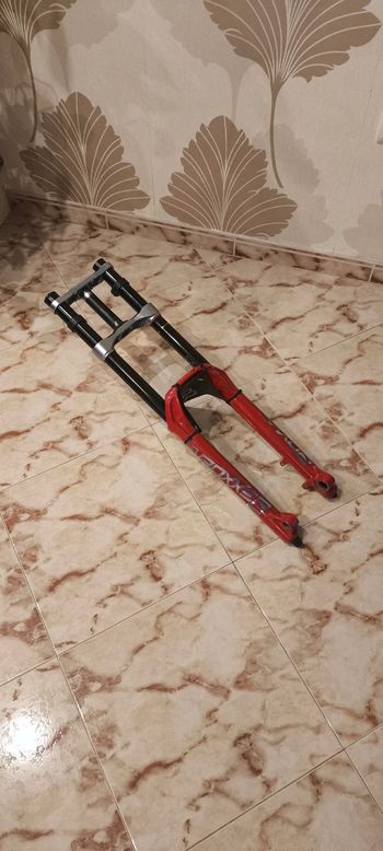 Käytetty RockShox Boxxer Ultimate DeboirAir 2018 Fork