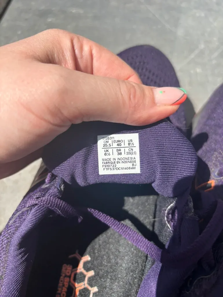 Used Asics Gel Cumulus 24 GTX bike — image 9 of 9
