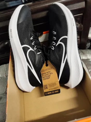 Gebrauchtes Pegasus Air Zoom 39 Running Shoes