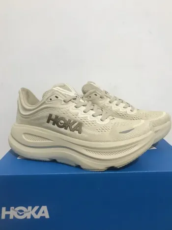 Używany Hoka Shoes size 39 Running Shoes