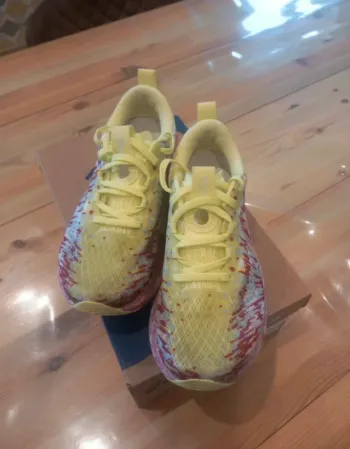 Używany Asics Noosa Tri 16 Running Shoes