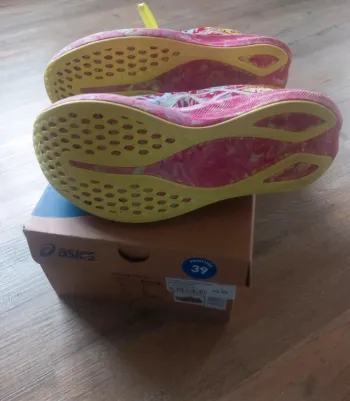 Używany Asics Noosa Tri 16 bike — zdjęcie 2 z 4