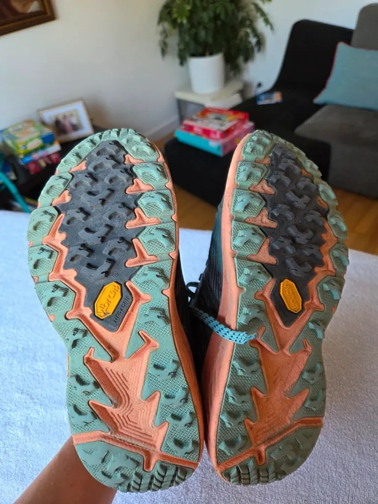Używany Hoka Speedgoat 4 bike — zdjęcie 4 z 5
