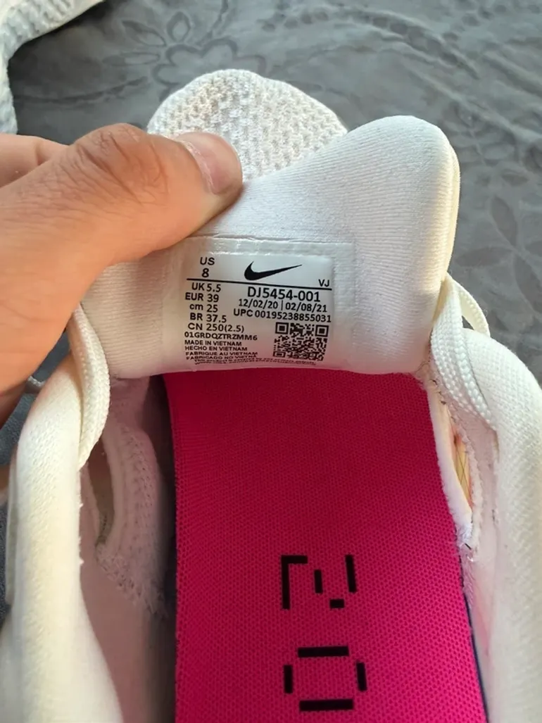 Używany Nike ZoomX Invincible Run bike — zdjęcie 6 z 12