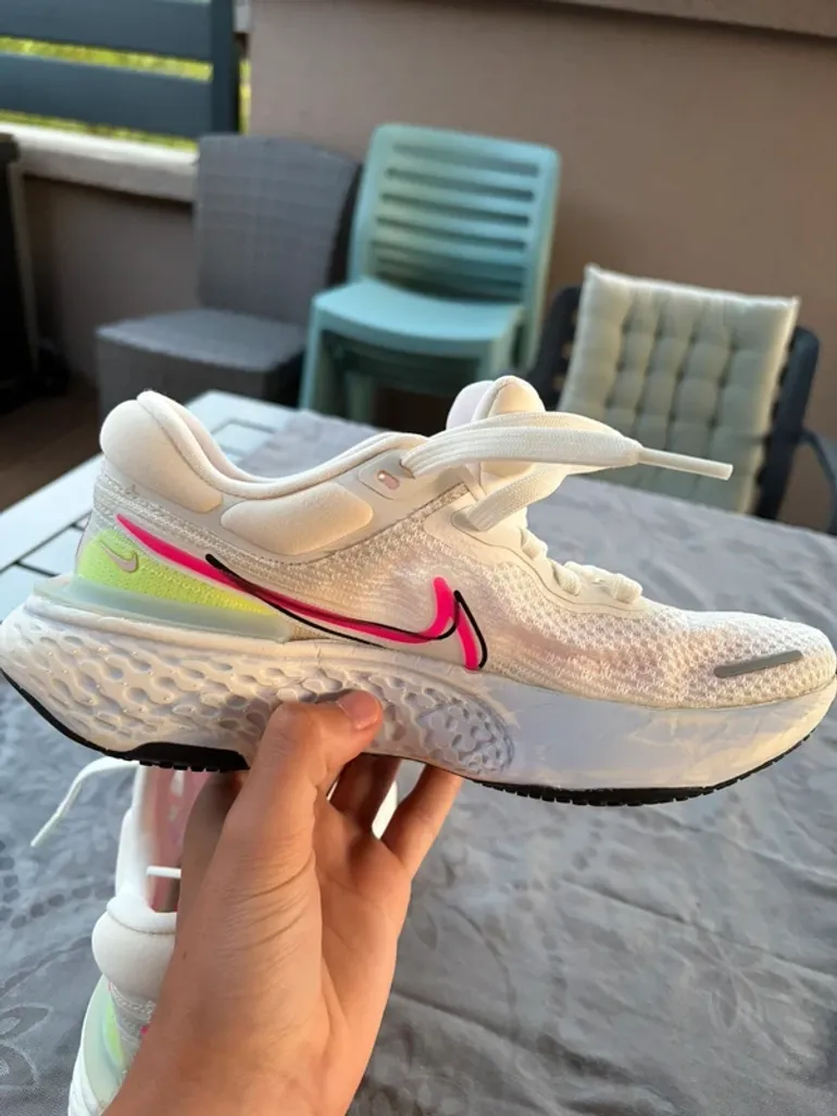 Używany Nike ZoomX Invincible Run bike — zdjęcie 10 z 12