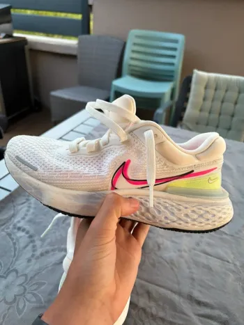 Używany Nike ZoomX Invincible Run bike — zdjęcie 8 z 12