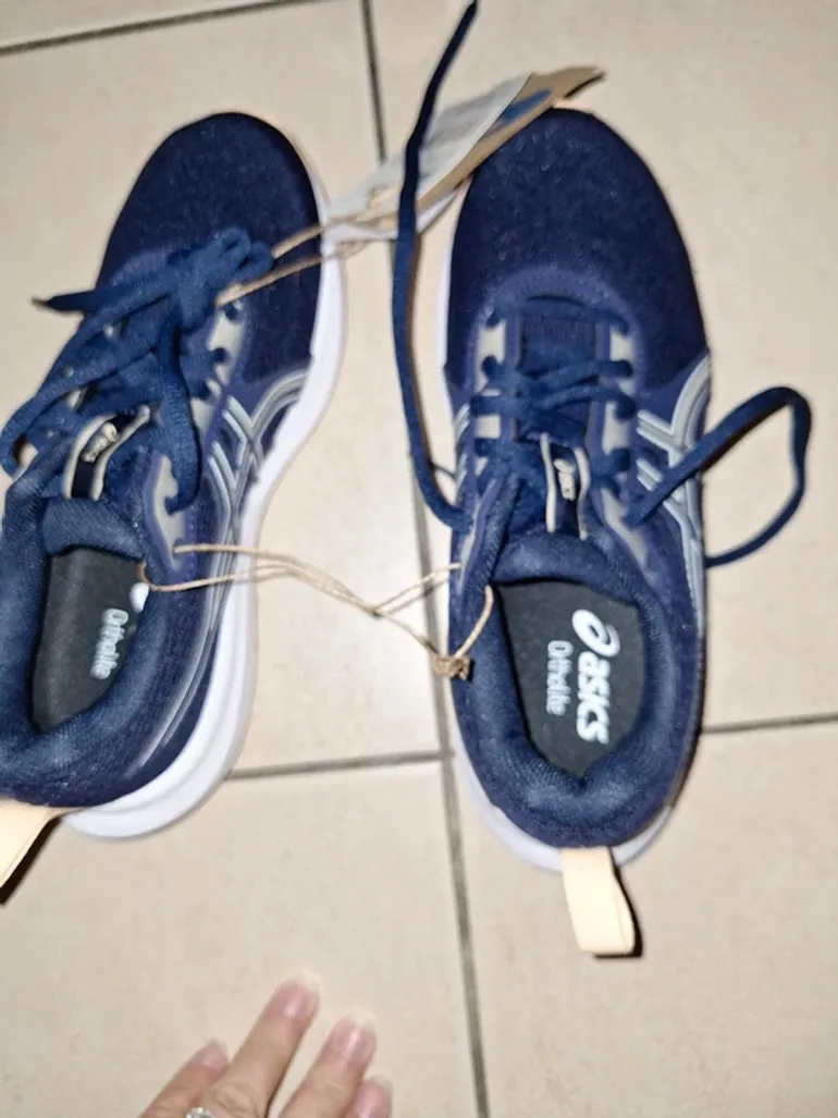 Asics Ampliform bike d'occasion — image 6 sur 6