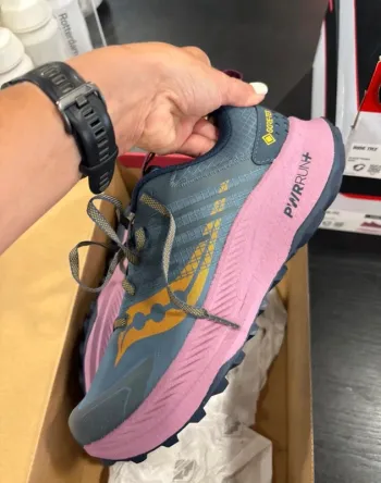 Tweedehands Saucony Ride TR2 GTX bike — afbeelding 3 van 6