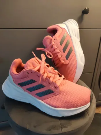 Adidas Galaxy 6 Running Shoes usato