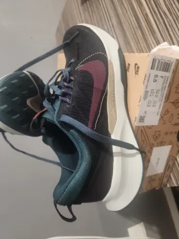 Used Nike Trail 2 Running Shoes