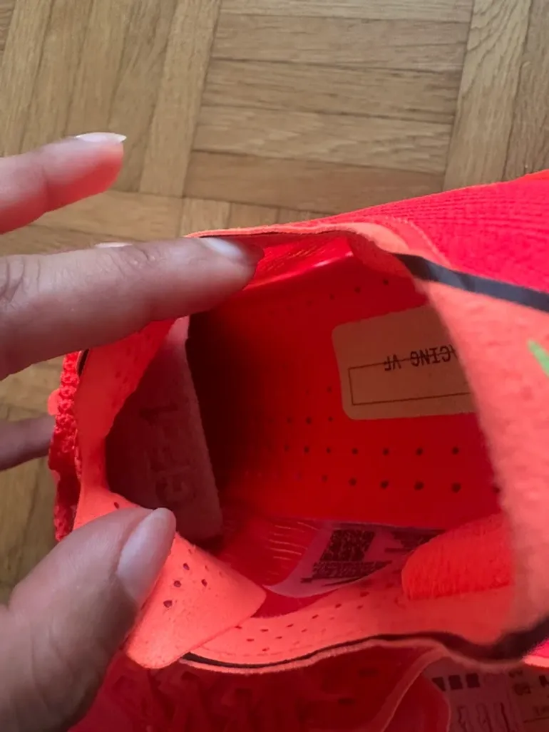 Nike Vaporfly Zoom bike usato — immagine 5 di 5