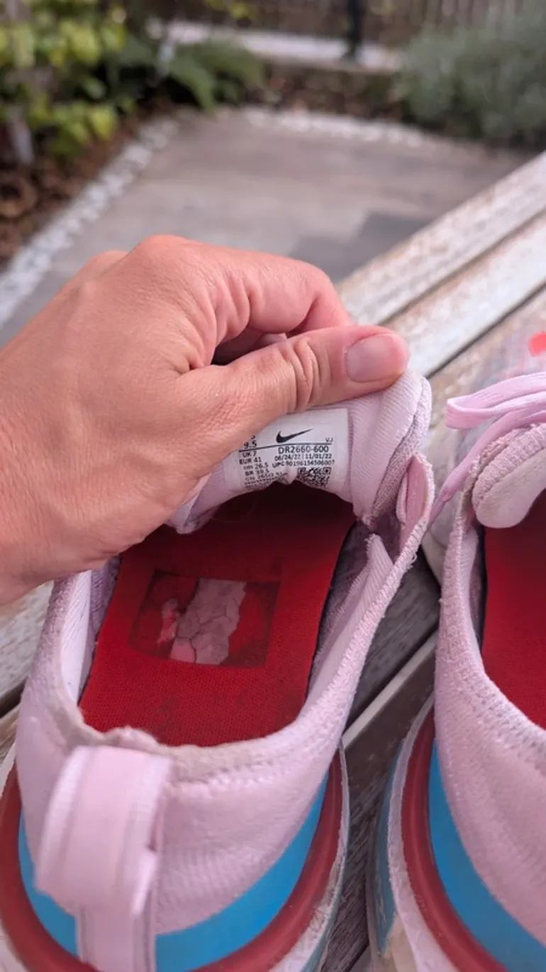 Nike Invincible Run 3 bike usato — immagine 4 di 5