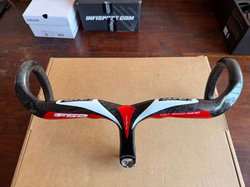 Used Fsa Plasma Handlebar bike — image 1 of 5
