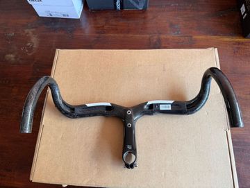 Fsa Plasma Handlebar bike d'occasion — image 3 sur 5